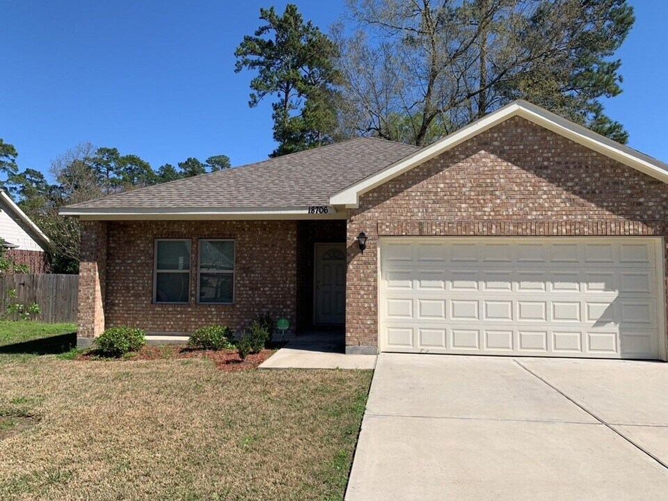 18706 Shay Ln in Humble, TX - Building Photo