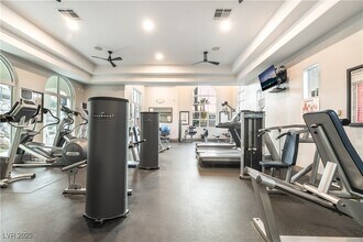 2555 Hampton Rd in Henderson, NV - Building Photo - Building Photo