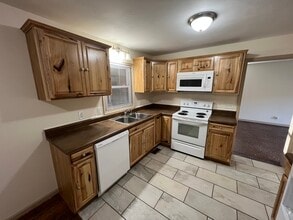 4020 Bradshaw Rd in Salem, VA - Building Photo - Building Photo