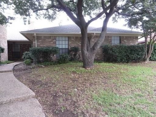 property at 3350 Lanarc Dr