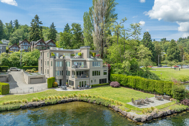 HARBOUR HOUSE AT LESCHI CONDOMINIUM in Seattle, WA - Building Photo - Building Photo