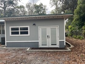 920 NE 5th Ave, Unit 920S in Gainesville, FL - Building Photo