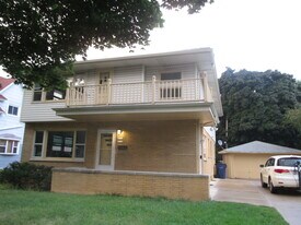 2710 S 68th St, Unit 2712 upper in Milwaukee, WI - Building Photo
