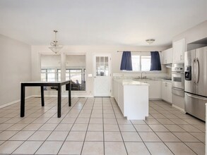 3115 Wellington Dr in Florissant, MO - Building Photo - Building Photo