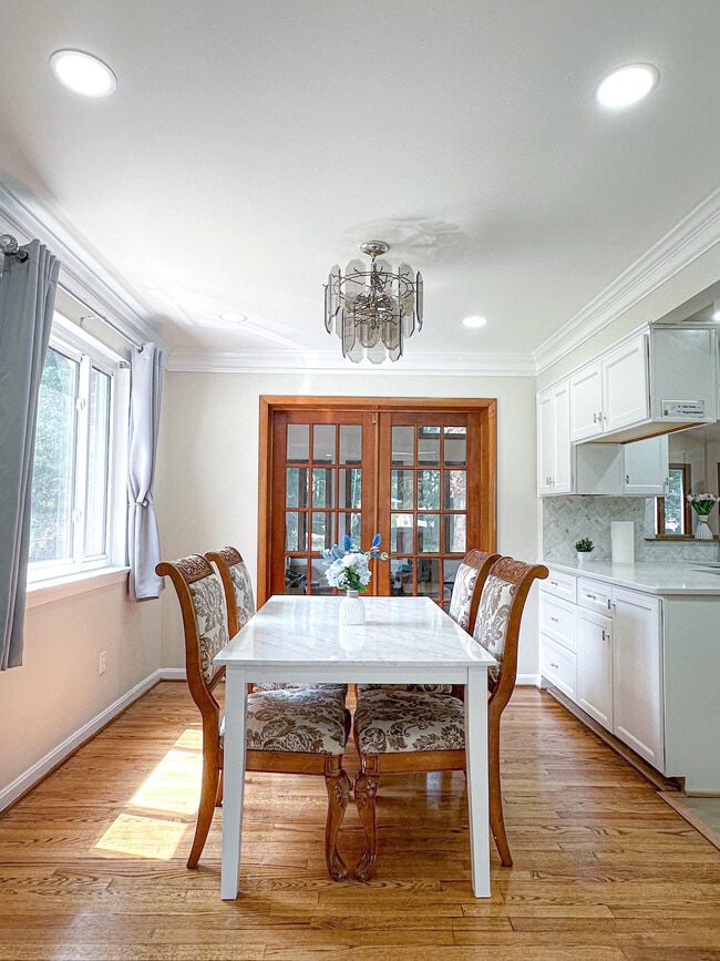 7515 Havelock St, Unit Joyful Bedroom in Springfield, VA - Building Photo - Building Photo