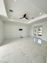 325 Paulcrest Ave in Lehigh Acres, FL - Building Photo - Building Photo