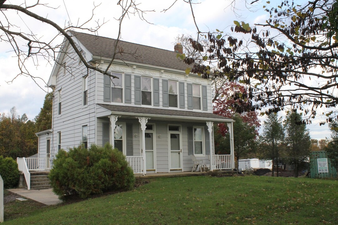 19 Geiselman Dr in Jacobus, PA - Building Photo