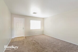 10436 Coyote Cub Ave in Las Vegas, NV - Building Photo - Building Photo