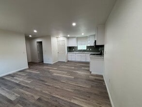 5708 Wisteria Dr in Riverside, CA - Building Photo - Building Photo