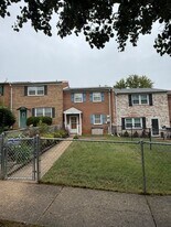 308 Serenity Ct in Prince Frederick, MD - Building Photo