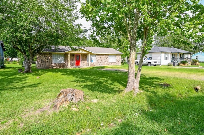 property at 3210 Ridgefield Rd