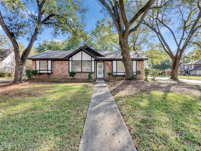 property at 3202 Lakehaven Dr