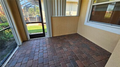 20621 Chestnut Ridge Dr in North Fort Myers, FL - Building Photo - Building Photo