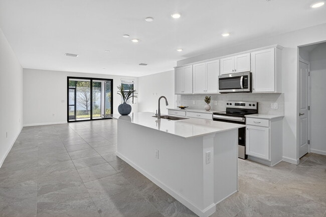 property at 37823 Solis Grande Dr