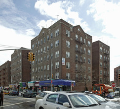 8102-8120 Broadway in Elmhurst, NY - Building Photo - Building Photo