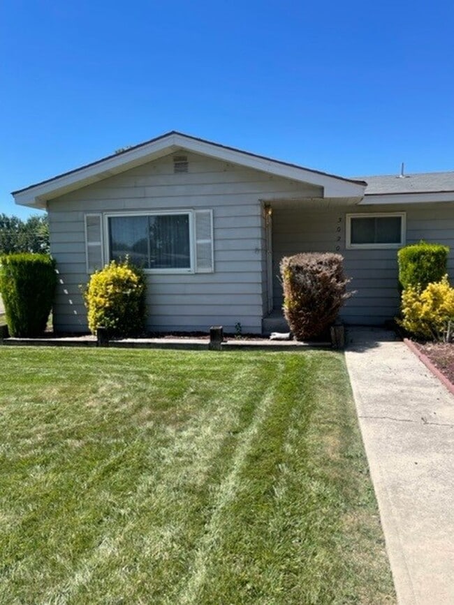property at 3020 College Ave