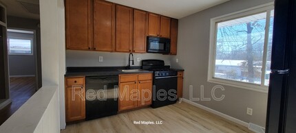 2360 Gardner Dr in St. Louis, MO - Building Photo - Building Photo