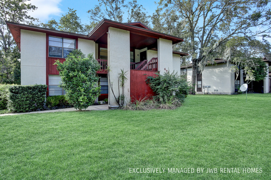 472 Bentwood Ln-Unit -A in Orange Park, FL - Building Photo