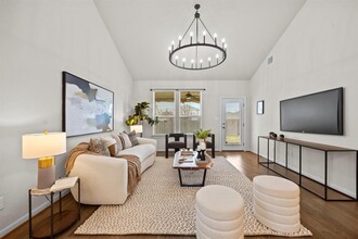 5858 Urbano Bnd in Round Rock, TX - Building Photo - Building Photo