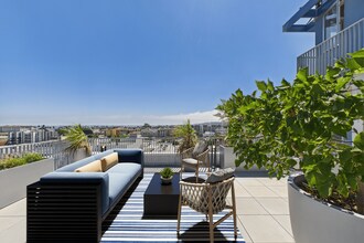 Thrive on 5th in San Pedro, CA - Building Photo - Building Photo