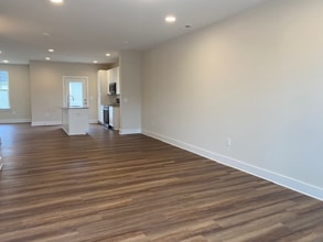 1039 Abbott St in Mebane, NC - Building Photo - Building Photo