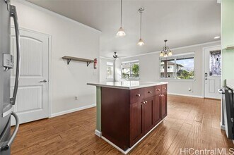 1101 Kukulu St in Kapolei, HI - Building Photo - Building Photo