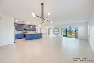 8750 Cascade Price Cir in North Fort Myers, FL - Building Photo - Building Photo