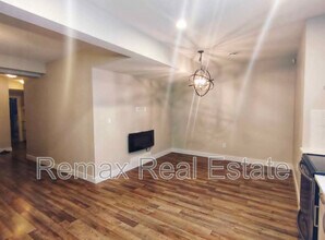 10725-10796 96 St in Edmonton, AB - Building Photo - Building Photo