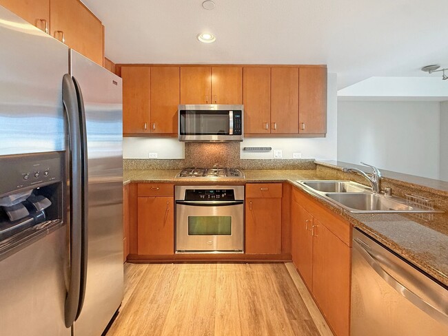 property at 875 G St