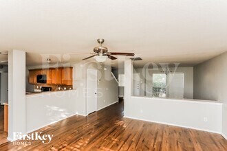 13925 Walnut Canyon Ct in Roanoke, TX - Foto de edificio - Building Photo