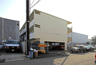 1720 Kalani St in Honolulu, HI - Building Photo - Building Photo