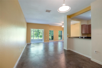8204 Downpatrick Ct in Tampa, FL - Building Photo - Building Photo
