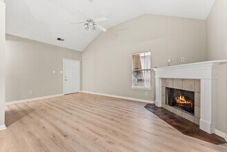 7016 S Estacada Way in Cordova, TN - Building Photo - Building Photo