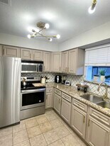 4748 Old Bent Tree Ln, Unit 701 in Dallas, TX - Building Photo