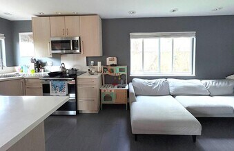 13881 NE 2nd Ct in North Miami, FL - Building Photo - Building Photo