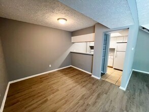 3664 Newgate Ln in Indianapolis, IN - Building Photo - Building Photo