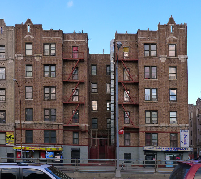 2565 Grand Concourse in Bronx, NY - Building Photo - Building Photo