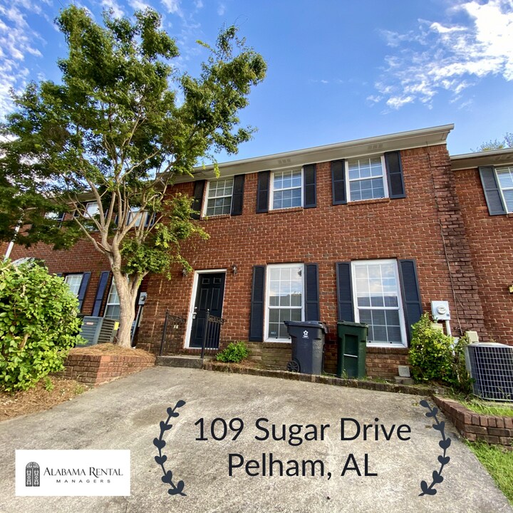109 Sugar Dr in Pelham, AL - Building Photo