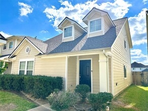 7506 Rabbit Ridge in Missouri City, TX - Building Photo - Building Photo