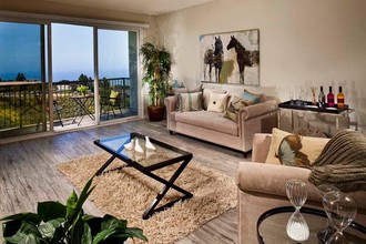 Vista Catalina at Rancho Palos Verdes in Rancho Palos Verdes, CA - Building Photo - Interior Photo