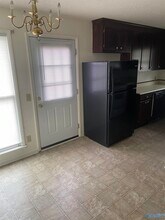 6209 Friar Tuck Dr NW in Huntsville, AL - Foto de edificio - Building Photo