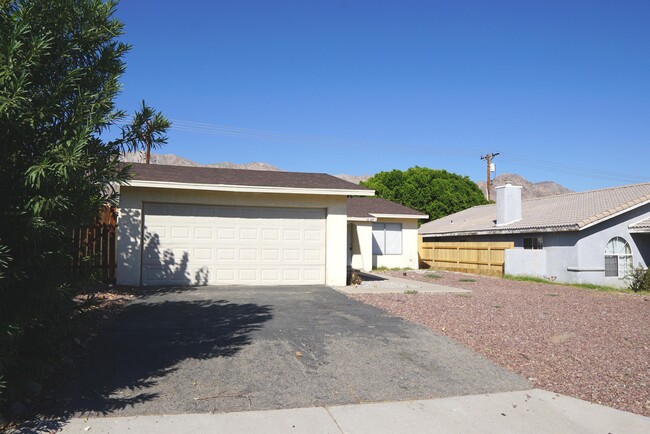 property at 52601 Avenida Navarro