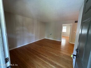 1120 Cedar St in Jacksonville, FL - Building Photo - Building Photo