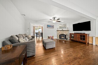 22 Hamilton St in Braintree, MA - Building Photo - Building Photo