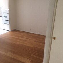 1123 S Wooster St, Unit 101 in Los Angeles, CA - Building Photo - Building Photo