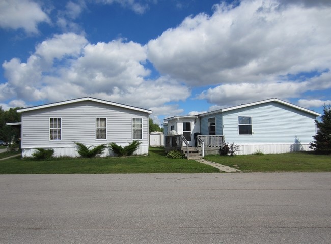 MISA Lake Superior in Sault Ste. Marie, MI - Building Photo - Primary Photo