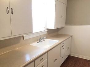 2706 31st St in Lubbock, TX - Building Photo - Building Photo