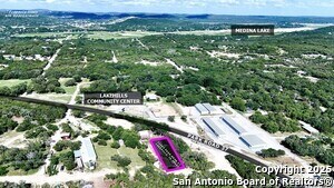 11266 PR 37 in Lakehills, TX - Building Photo - Building Photo