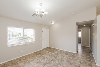 16274 W Lupine Ave in Goodyear, AZ - Building Photo - Building Photo