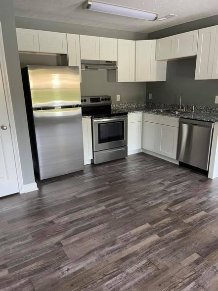 130 S Main St, Unit 2 in South Carthage, TN - Building Photo - Building Photo